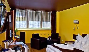 Apartament Bed4city Grojecka Street *